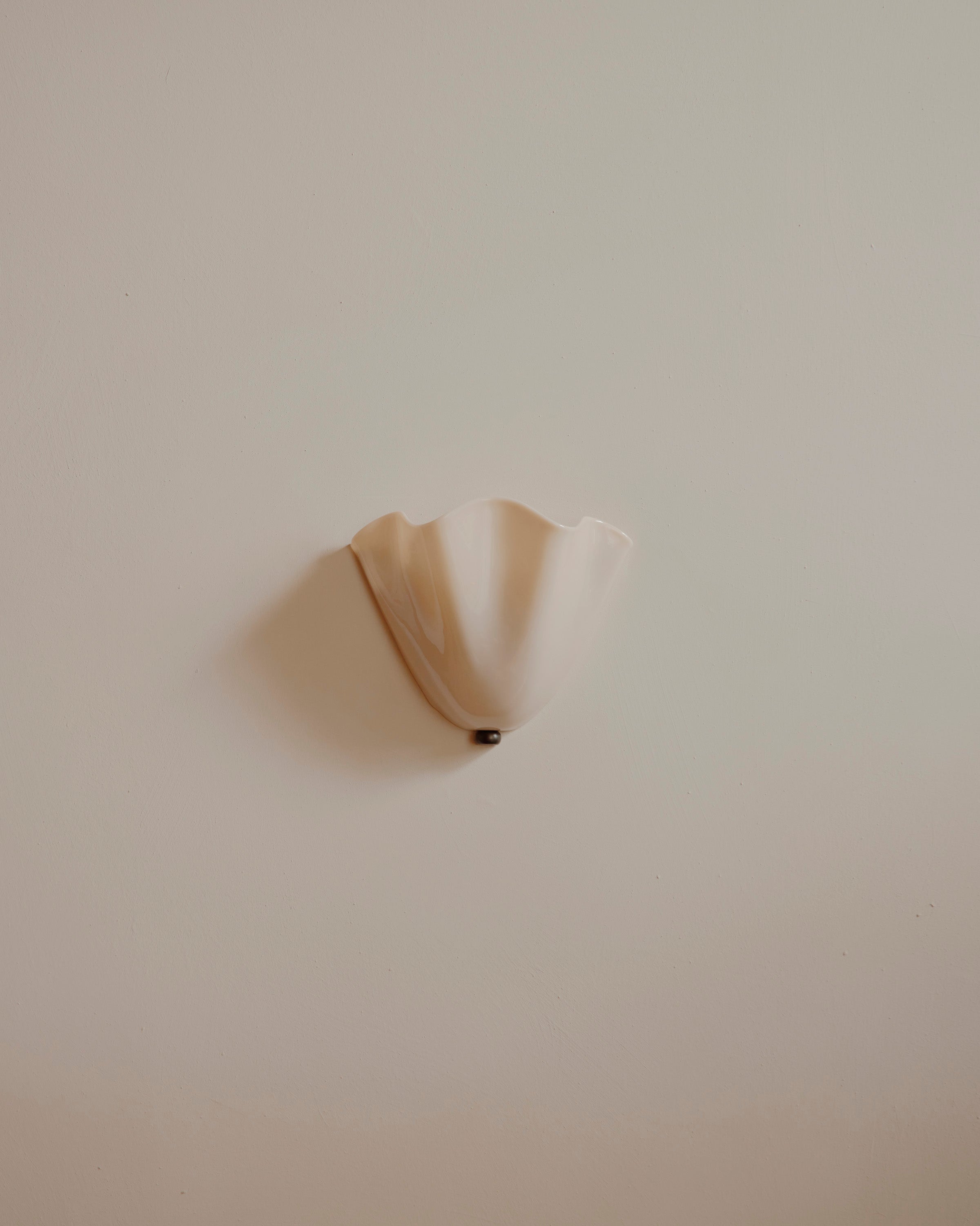Vera Sconce