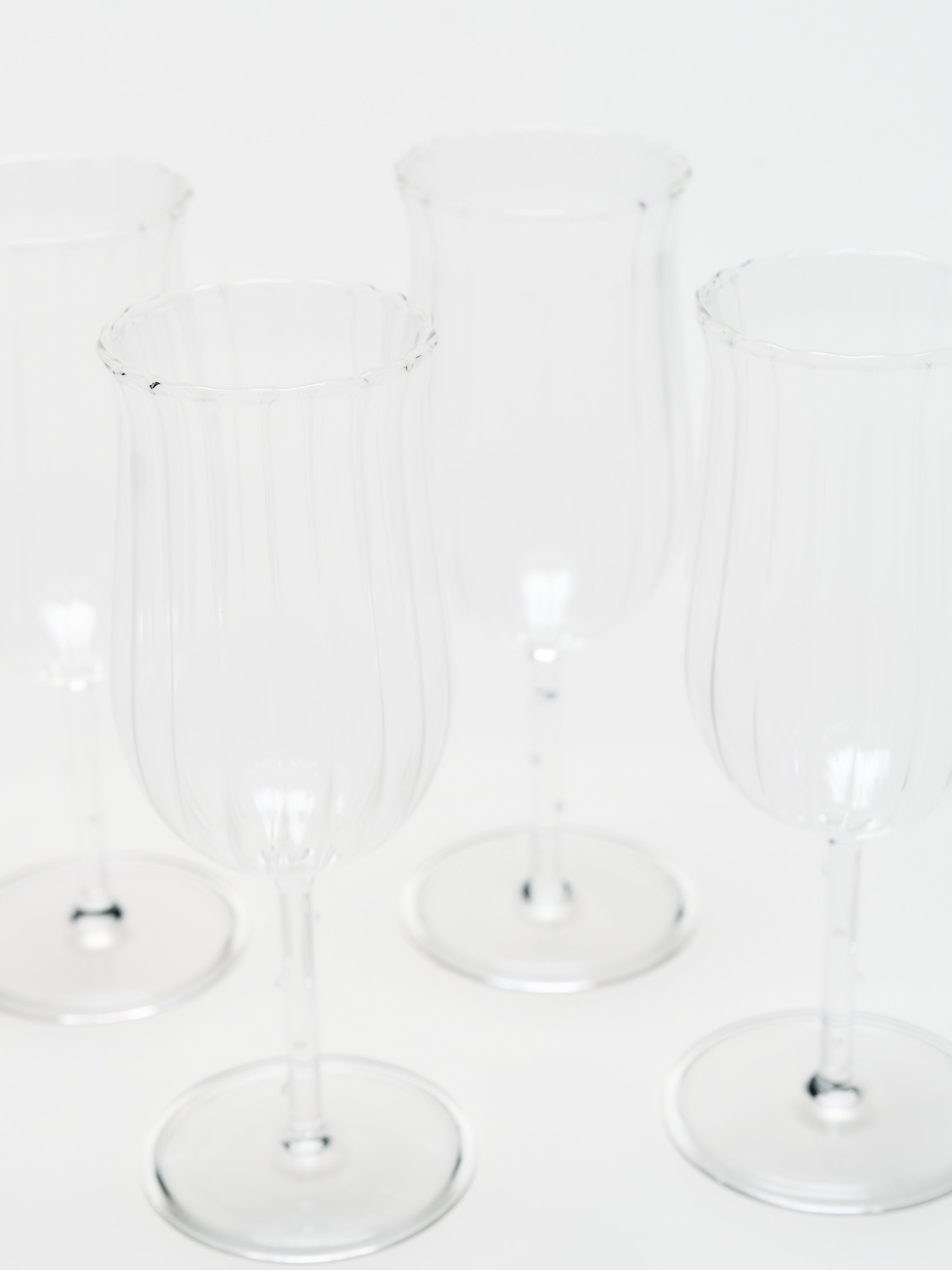 Tulip Wine Glass Set - Clear