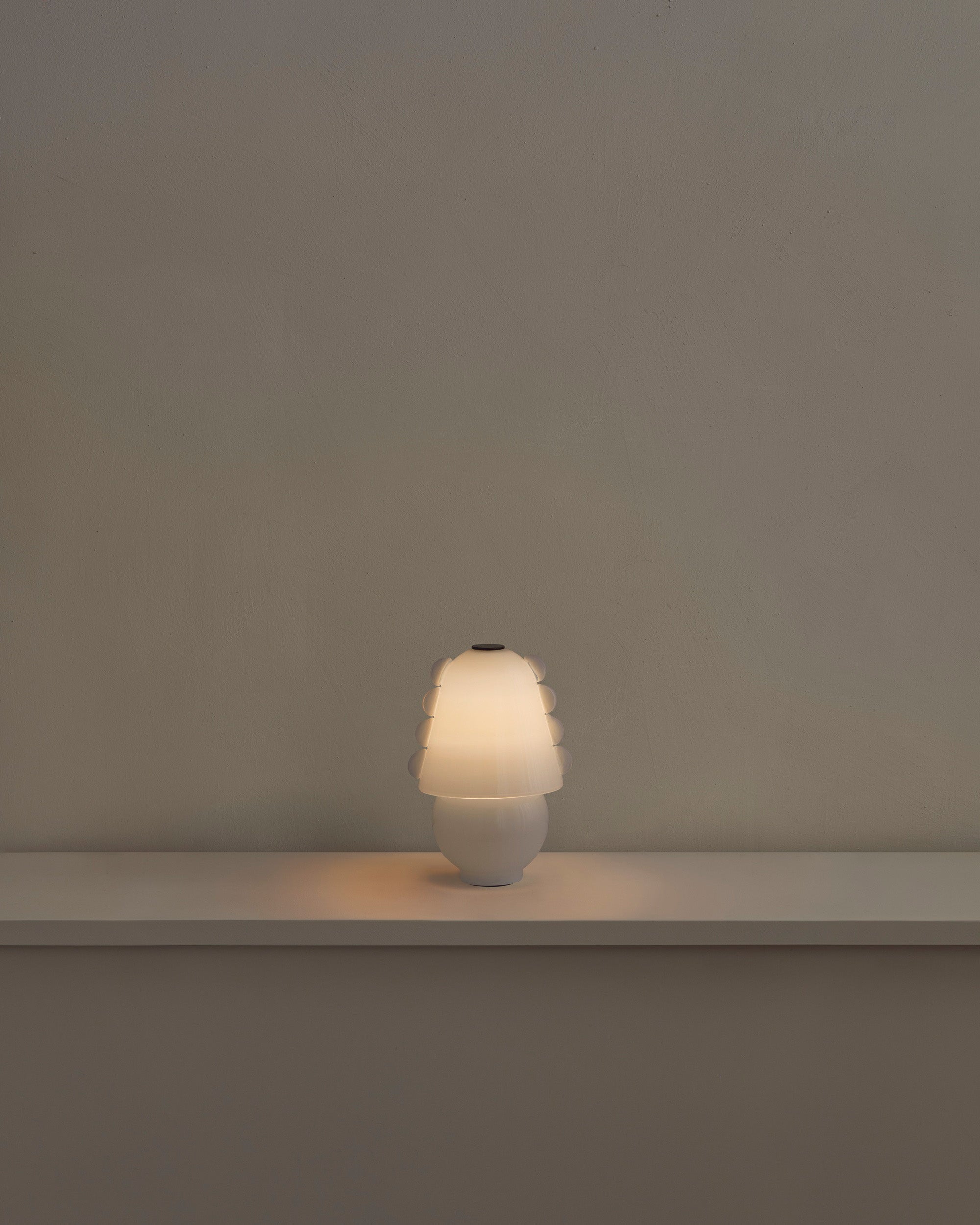 Calla Petite Table Lamp