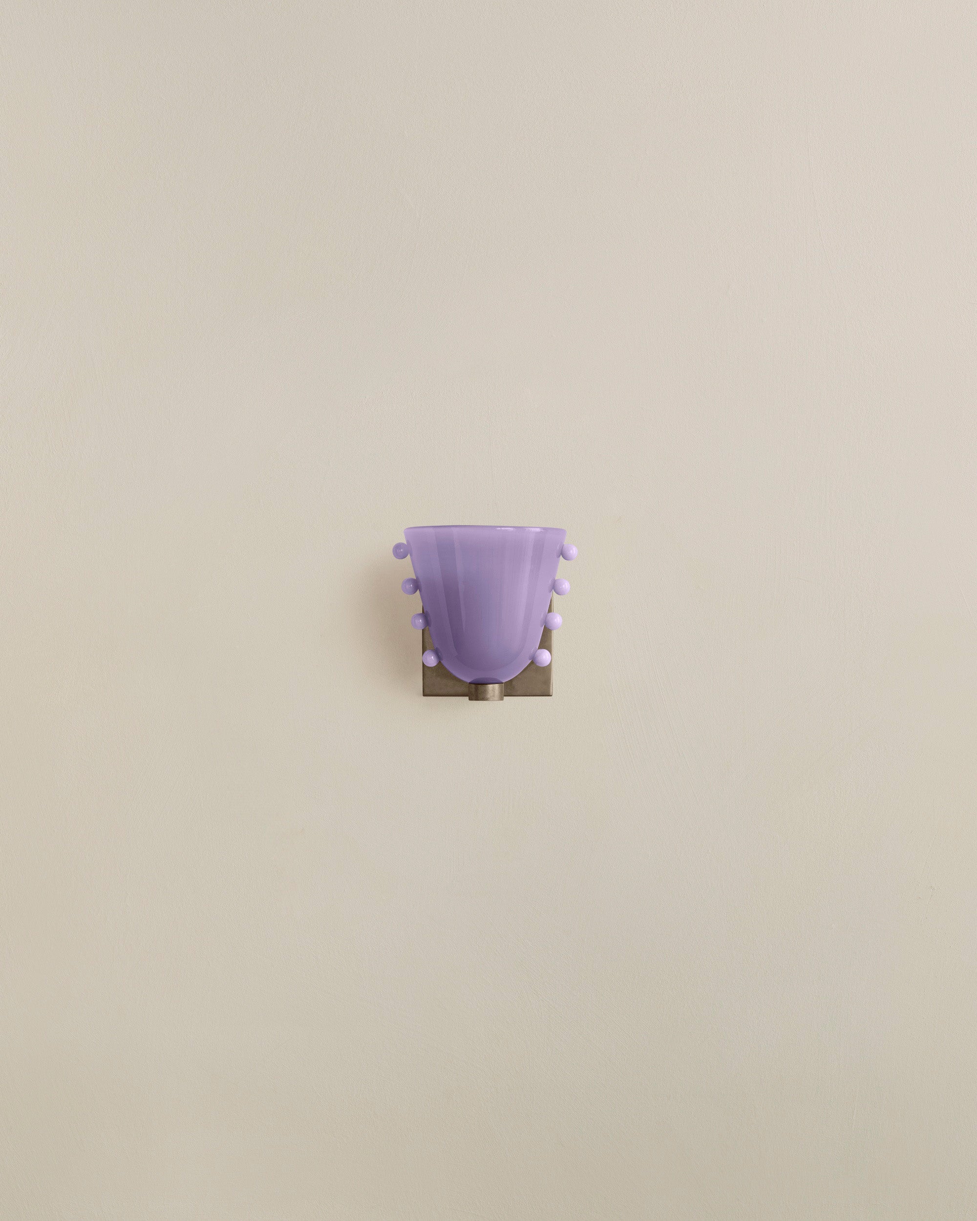 Gemma Sconce, Medium