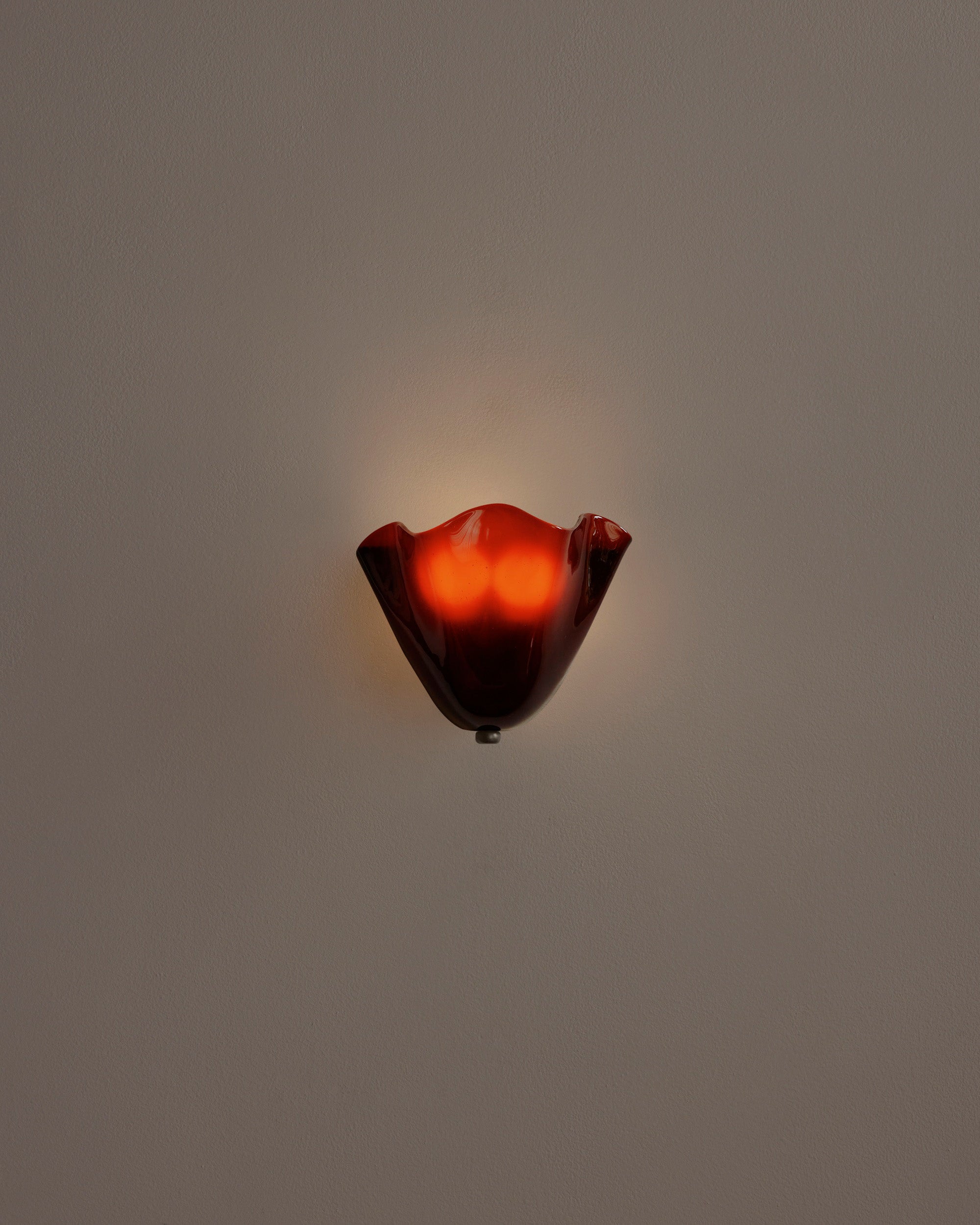 Vera Sconce