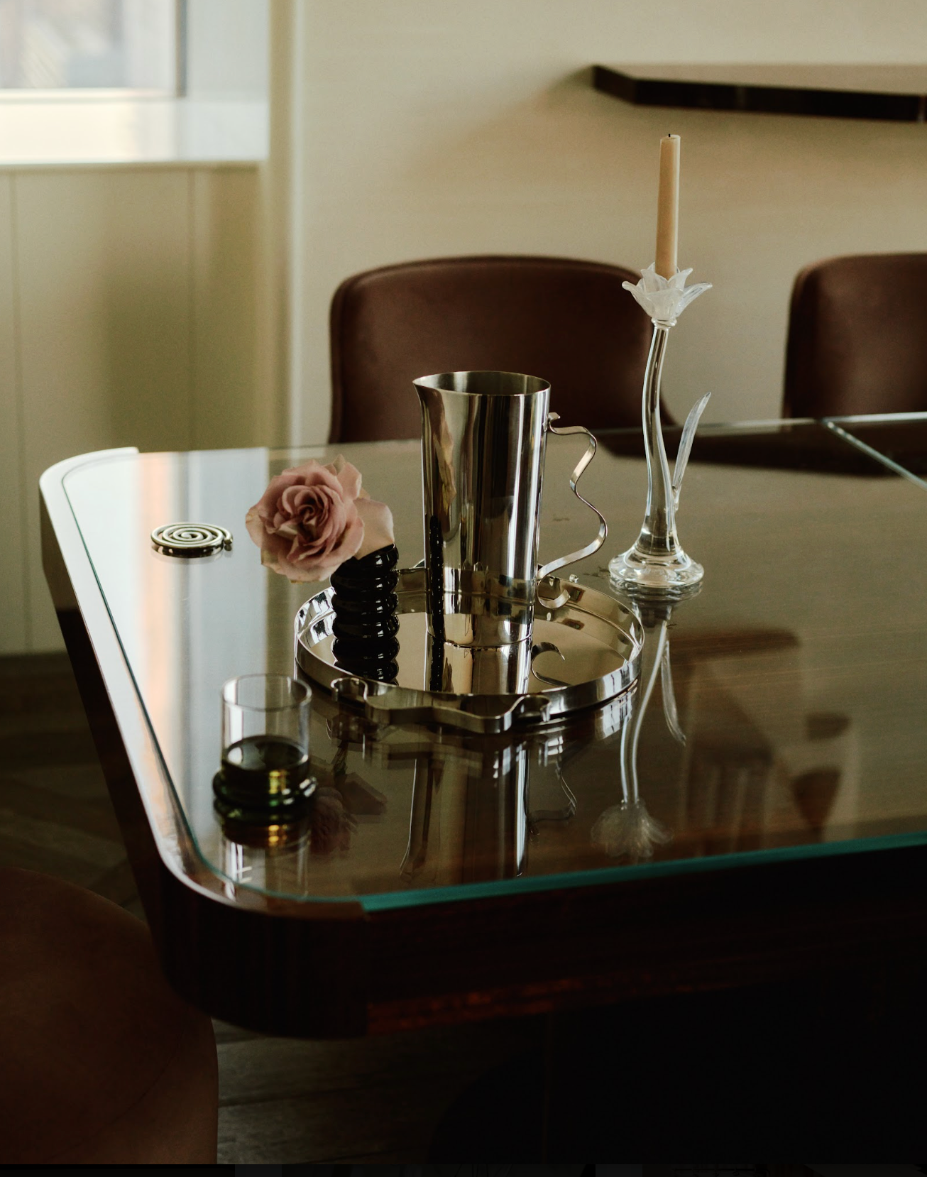 SET THE TABLE