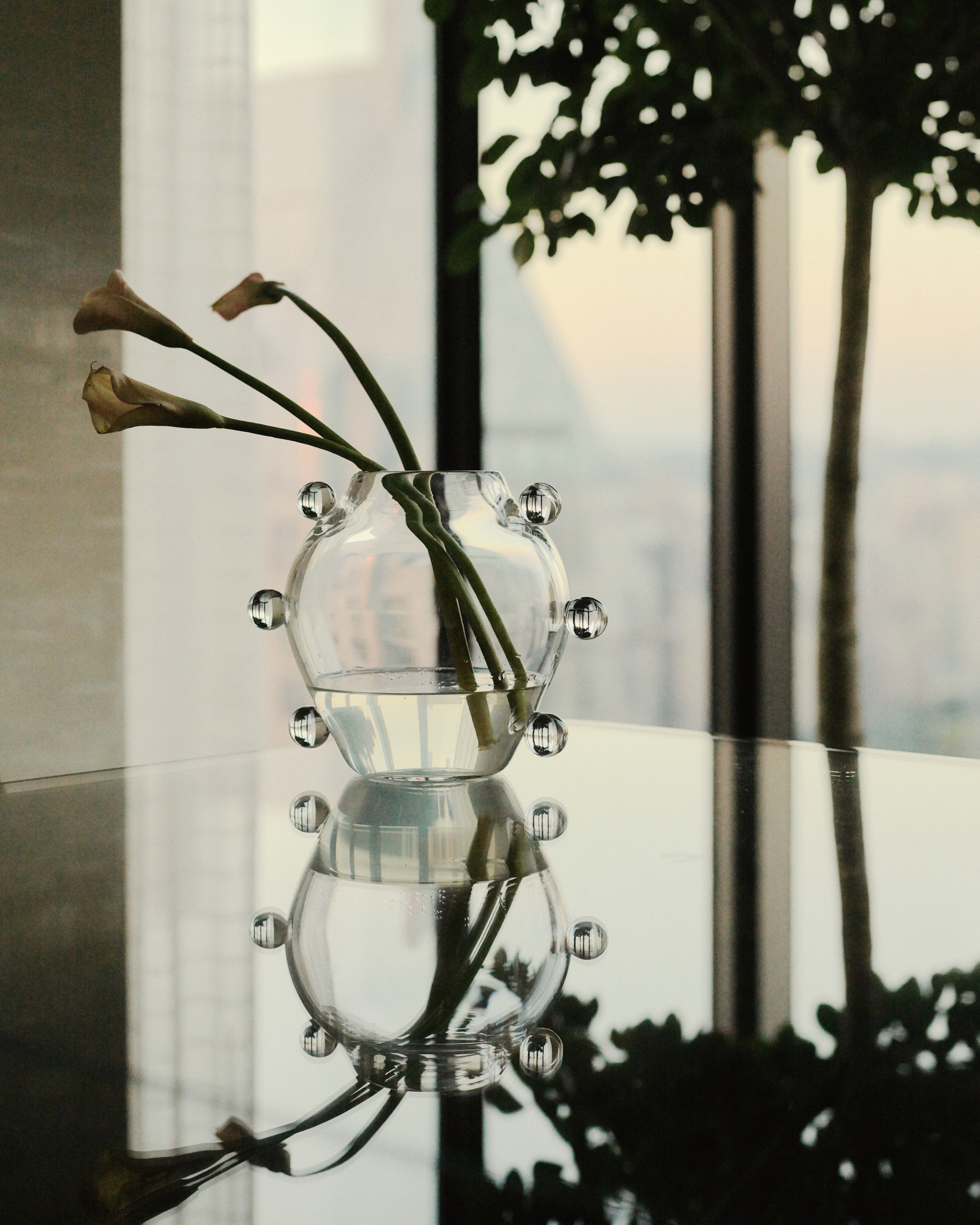 La Lumière Vase – Sophie Lou Jacobsen