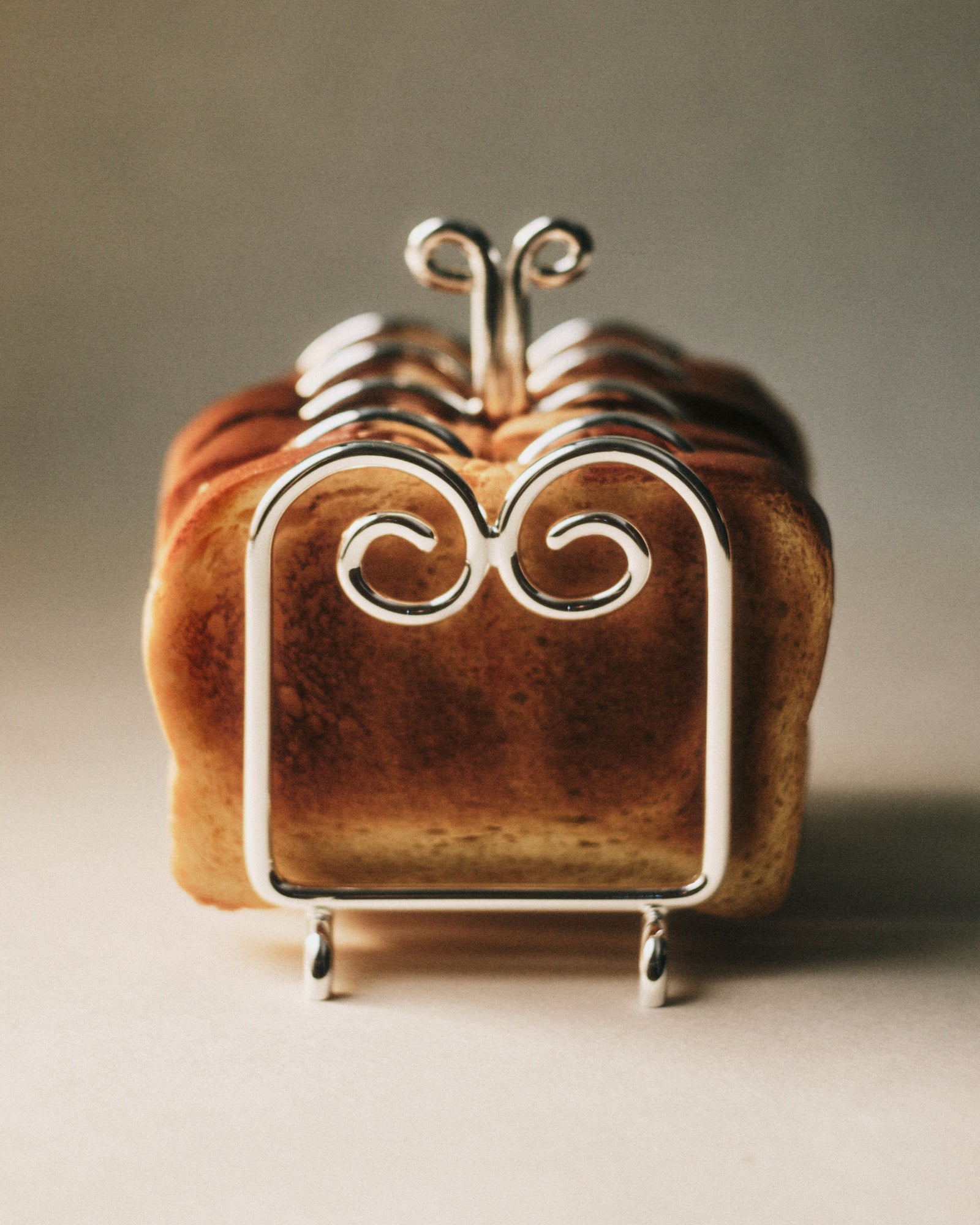 SHOP THE GIFT GUIDE ➔