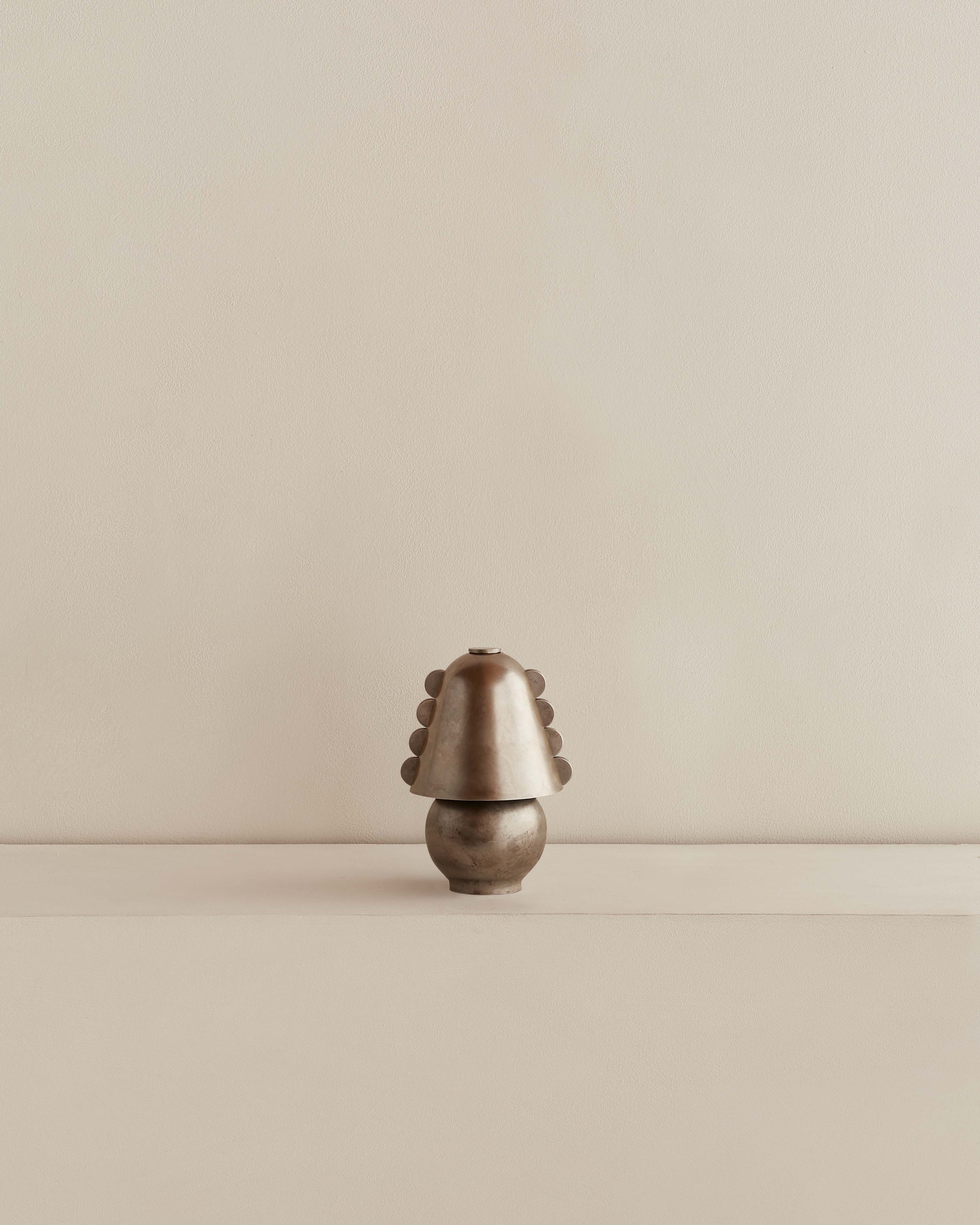 Brass Calla Table Lamp, Small